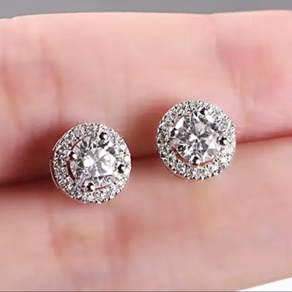 925 Silver Brilliant Cut Diamond Stud Earrings - Picture 2 of 5
